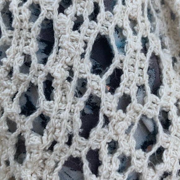 Vintage Crochet Doily Vest - Picture 2 of 6